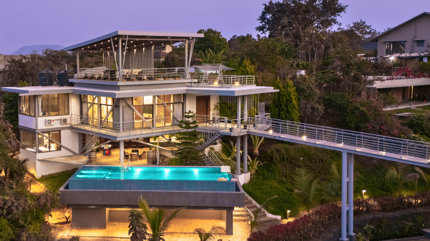 Grape County - Bridge House - Top Banner Grape County - Bridge House - Top Banner