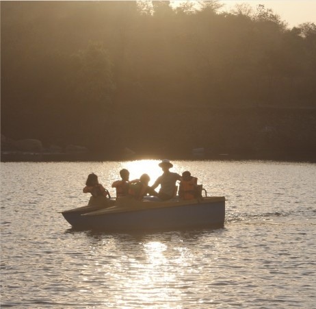 Boating (1) Boating 1 - Experiences - Grape County Eco Resort & Villas - Resort in Nashik
