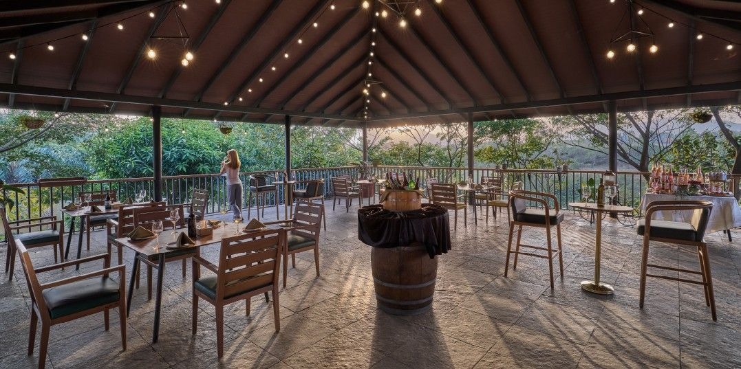 Top Banner 1 - Dining - Grape County Eco Resort & Villas - Resort in Nashik