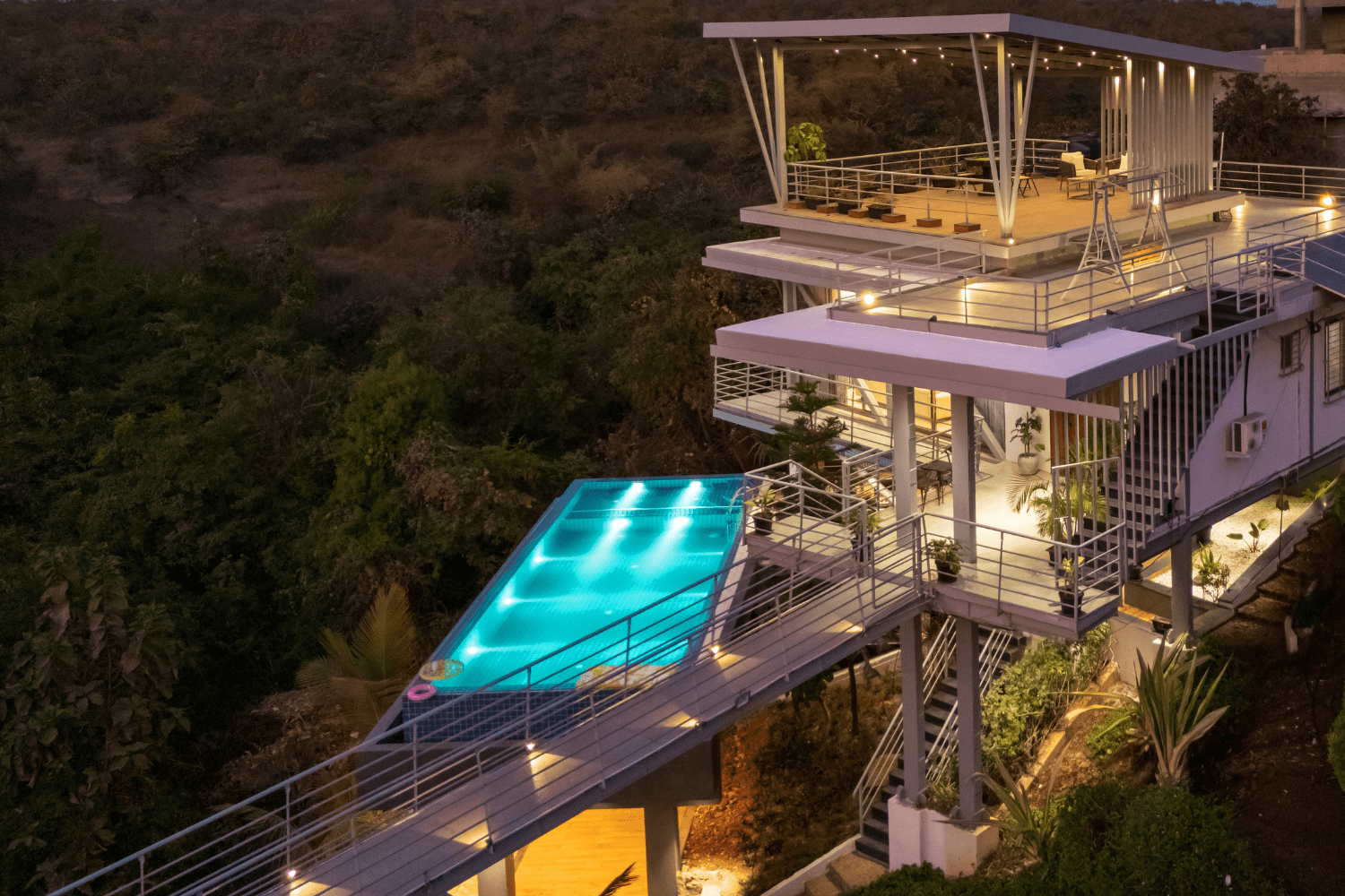 Grape County - Bridge House - External View - 01