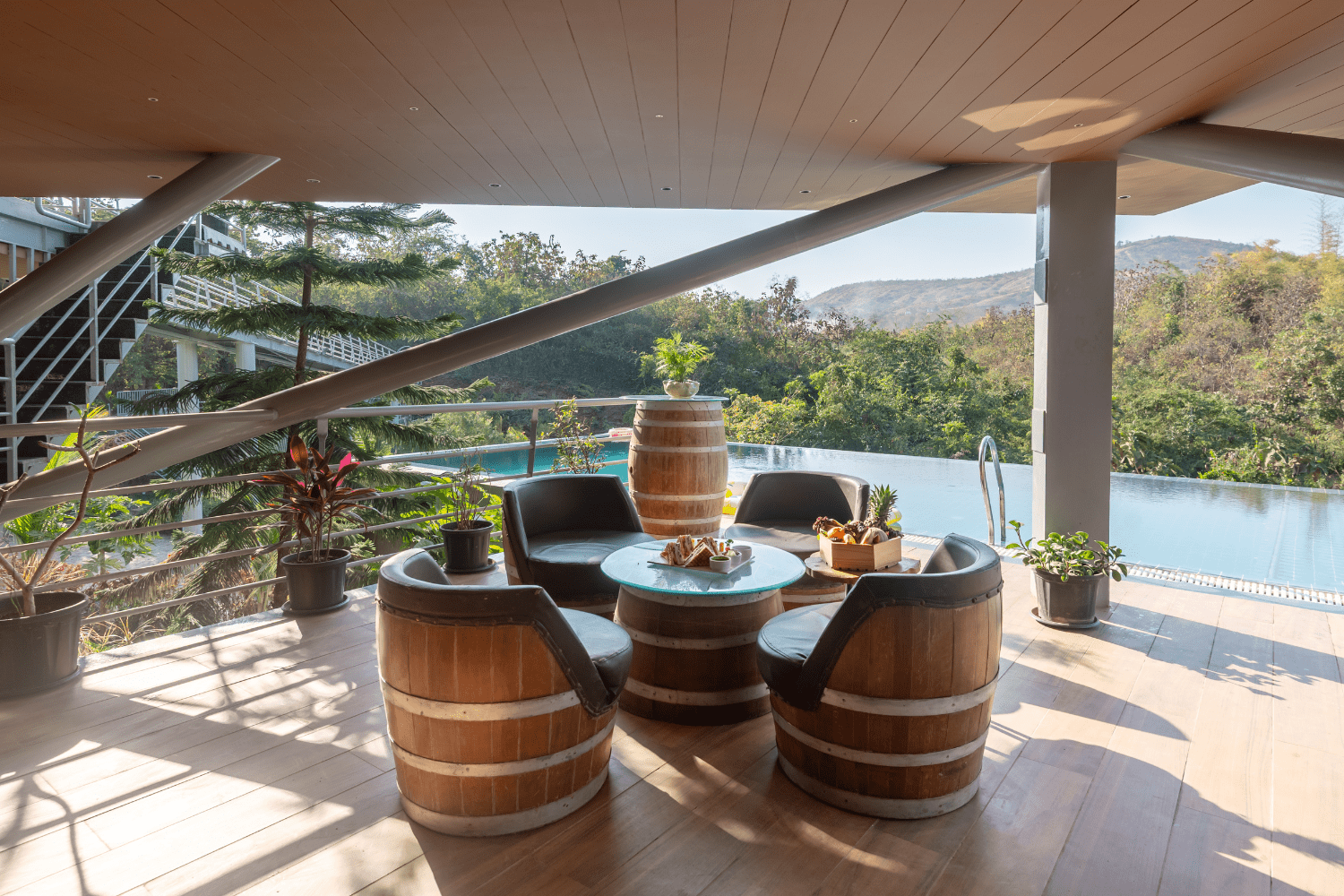 Grape County - Bridge House - Game Area - Swimming pool_01