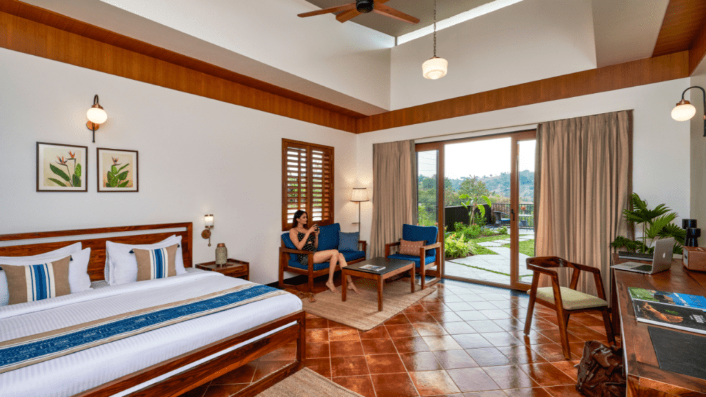 Grape County - Lakeside Garden Condos