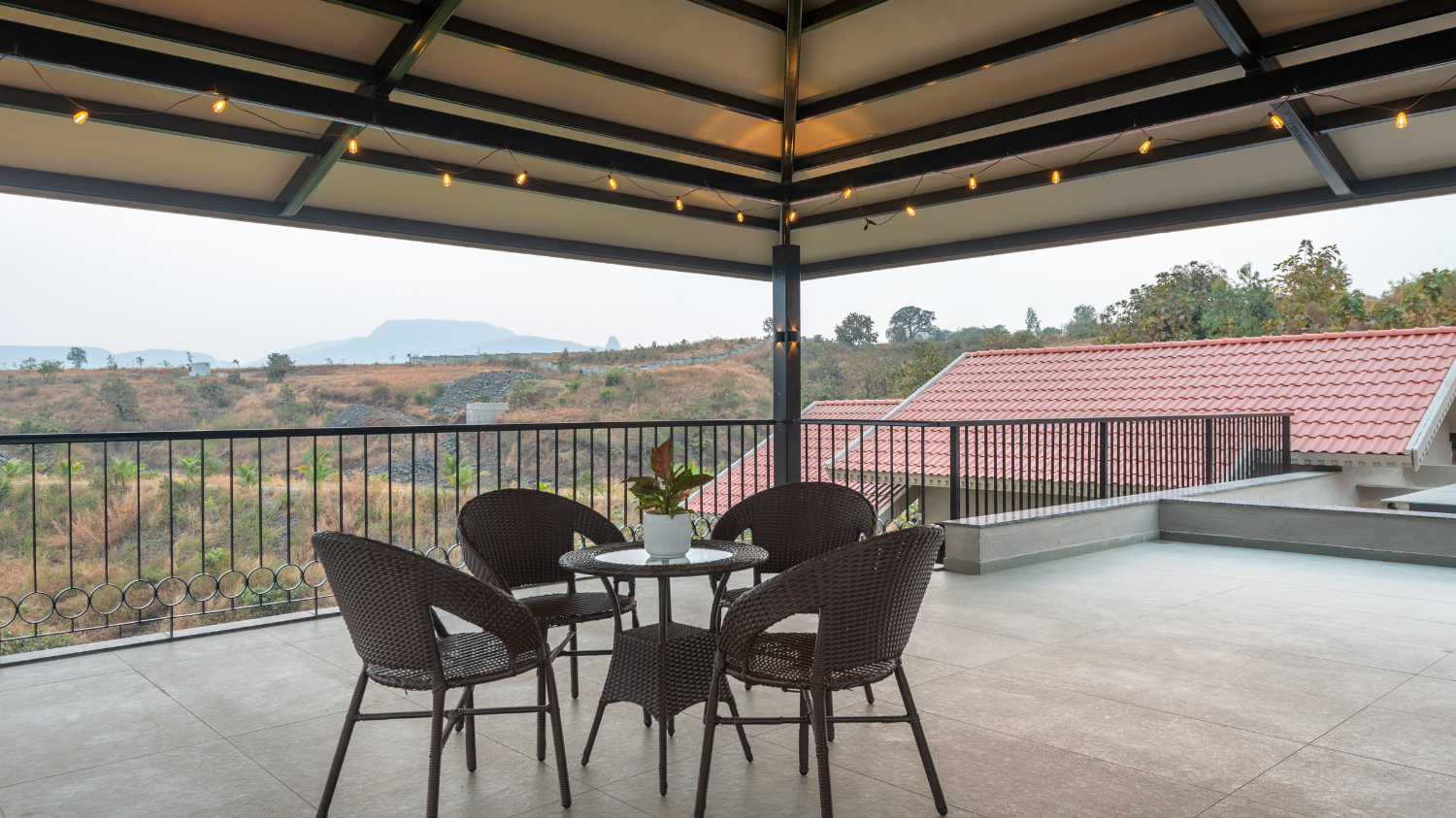 Grape County - Bandish Villa - Balcony