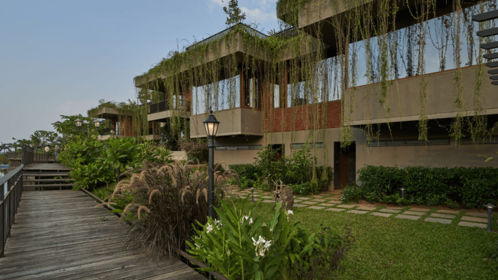 249 - Misty treks, hidden waterfalls, lush green landscapes and unforgettable family experiences at Grape County - Grape County Eco Resort & Villas - Resort in Nashik
