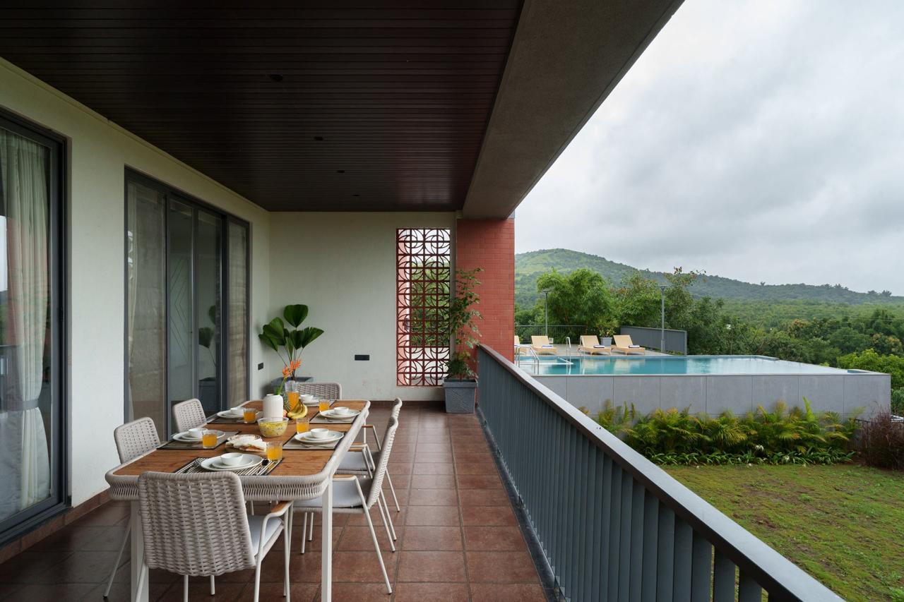 Grape County - Bandish Villa - Swimming Pool