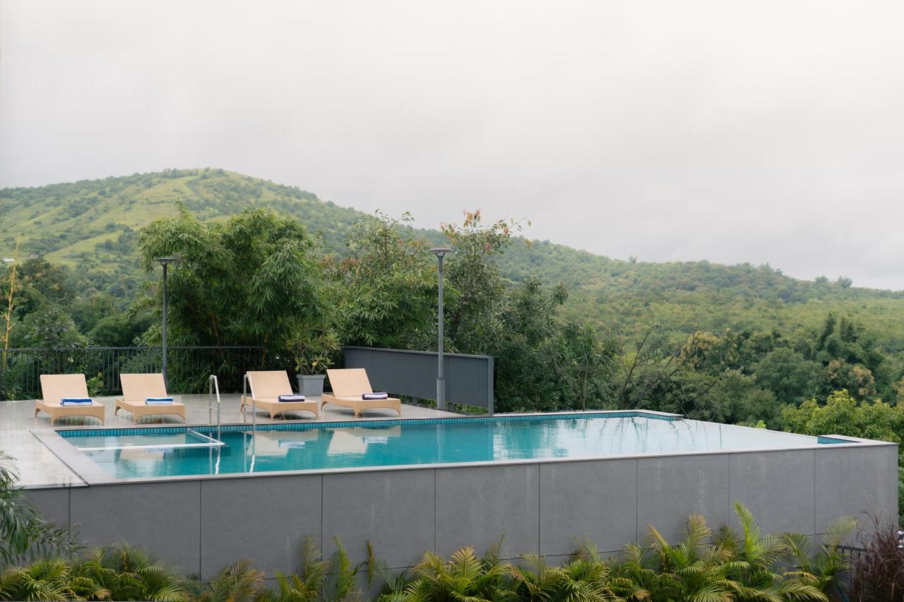 Grape County - Bandish Villa - Swimming Pool